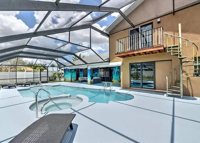 Cape Coral Paradise 4 Bd 12Sleeps, W/Heated Pool