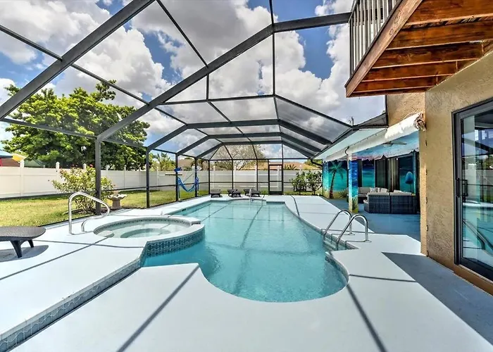 Cape Coral Paradise 4 Bd 12Sleeps, W/Heated Pool